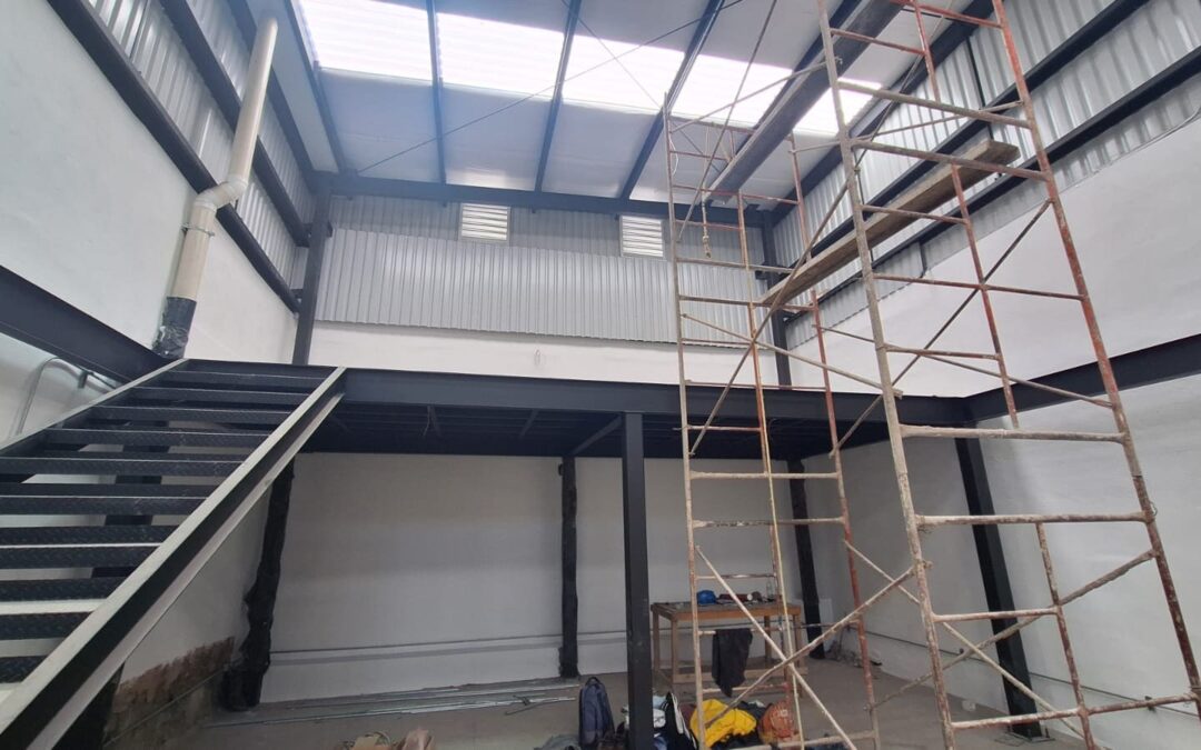 Bodega y Oficinas Mueblería